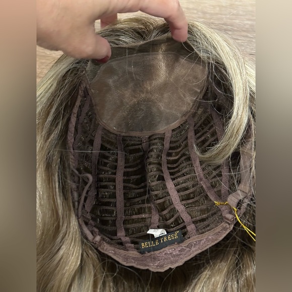 Belle Tress Pure Honey Wig In Rootbeer Float Blonde! Long Cascading Curls - Picture 6 of 7